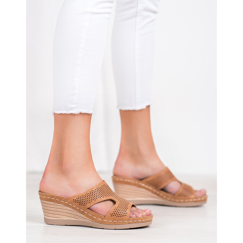 GOLL Könnyű ék papucs barna 1