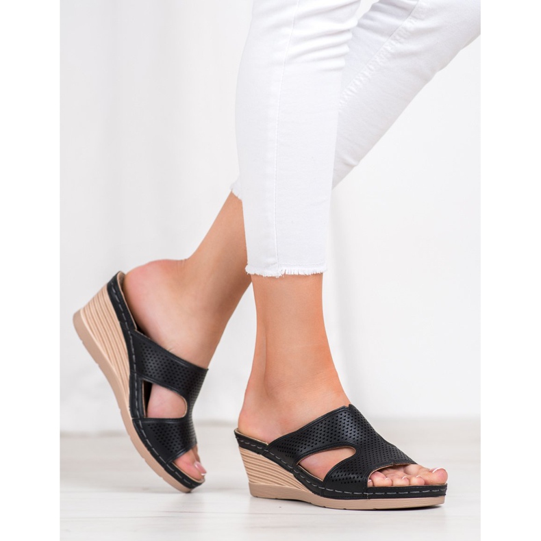 GOLL Könnyű ék papucs fekete 1