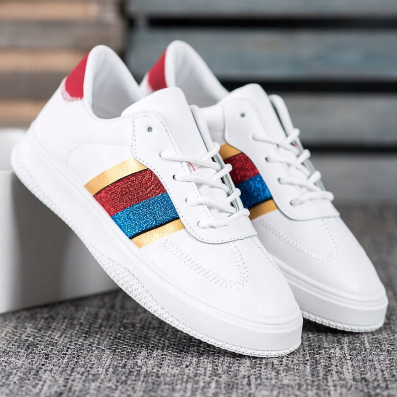 Small Swan Divatos sportcipő fehér 2