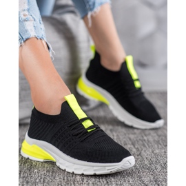 Bella Paris Áttört cipők fekete 1