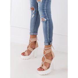 Szandál a bézs és rózsaszín platformon NS120 Beige 1