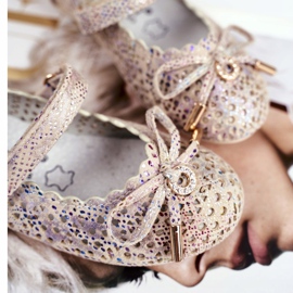 S.Barski Gyermek bézs áttört balerinák tépőzárral Barski Remtro 2