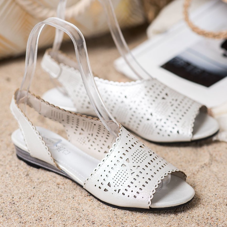 Goodin Fényes ezüst szandál szürke 1