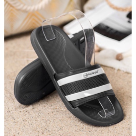 MCKEYLOR sportpapucs fekete 1