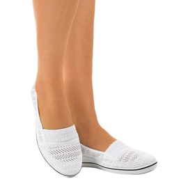 Fehér cipők ék sarkán HJ1801-9 1 Fehér cipők ék sarkán HJ1801-9 1