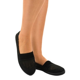 Fekete CB1711 áttört csúszós cipők 1