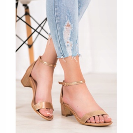 Small Swan Fényes Eco bőr szandál aranysárga 1