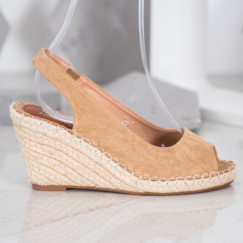 Small Swan Barna szandál Magas ék 1