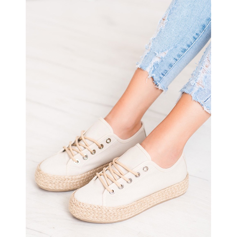 Kylie Cipők Egy Szalma Platformon barna 1