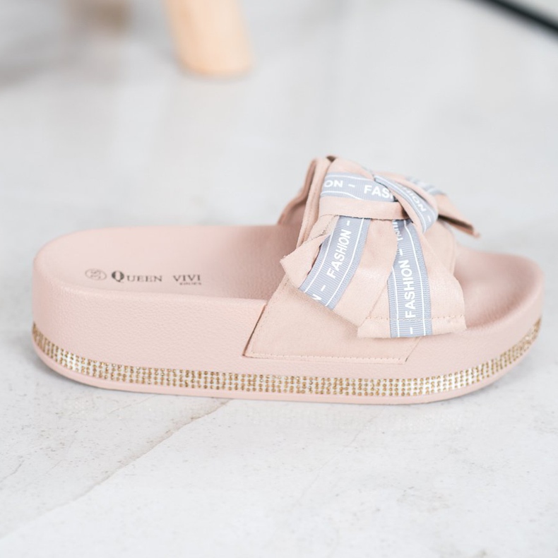 Queen Vivi Bézs színű divatpapucs 2