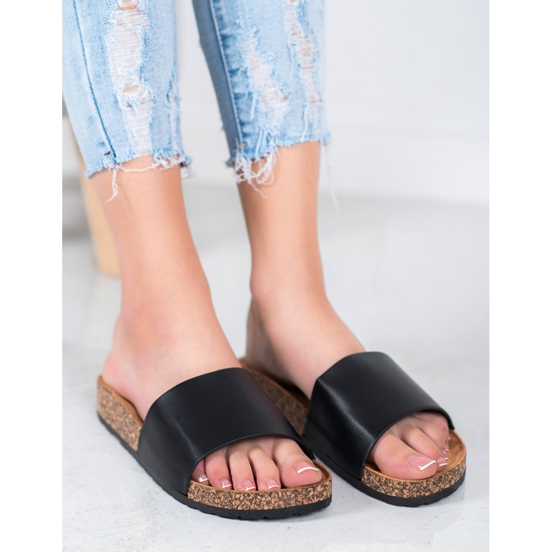 SDS Klasszikus papucs fekete 2