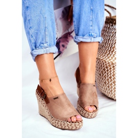 Női szandál Wedge Big Star bézs FF274982 1