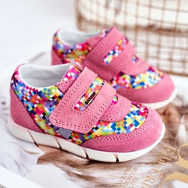 Bartek S.A. Gyermekcipő lányoknak Pink Bartek T-71949 / S19 rózsaszín 1 Bartek S.A. Gyermekcipő lányoknak Pink Bartek T-71949 / S19 rózsaszín 1