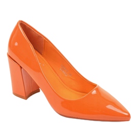 Narancssárga szivattyúk a LE061P oszlopon 1