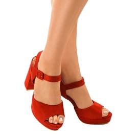 Piros szandál posta velúr 77-102 1