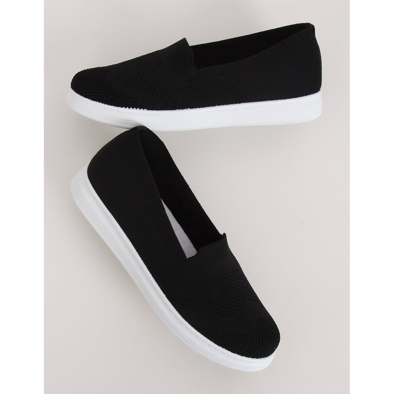 Fekete Női fekete cipők ZK069 Nero 1