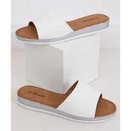 Fehér női papucs BQ-66 Fehér 1