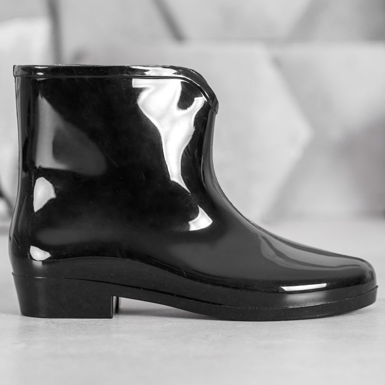 SHELOVET Galoshes dekoratív lánccal fekete 1