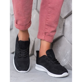 Renda Áttört sportcipő fekete 1