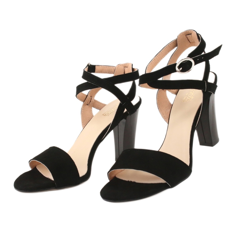 Espinto Fekete bőr női szandál az S333/1 oszlopon 2