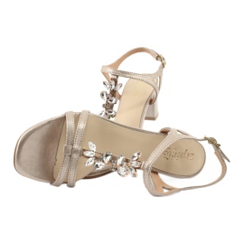 Arany szandál a poszton a Zircon Espinto S352 -vel aranysárga 8