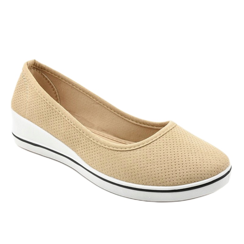 Bézs színű cipők az ék HC-0307-en 1 Bézs színű cipők az ék HC-0307-en 1