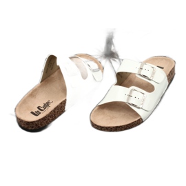 Lakkozott anatómiai fehér papucs Lee Cooper 1043-5 1