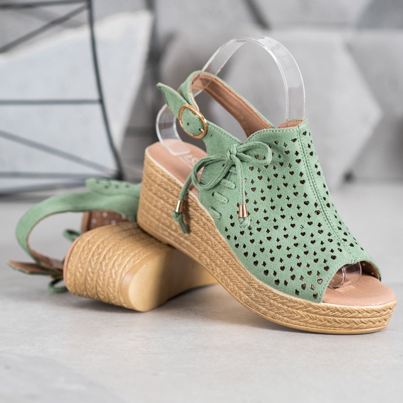 Small Swan Kényelmes áttört szandál zöld 1 Small Swan Kényelmes áttört szandál zöld 1