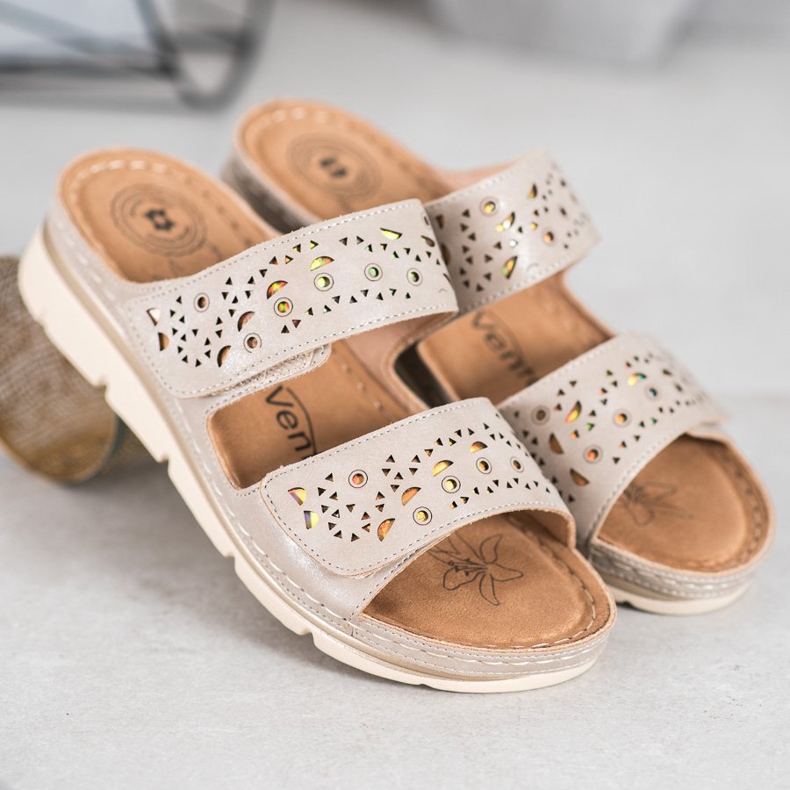 Evento Kényelmes tépőzáras papucs barna 1