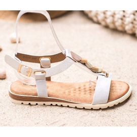 Evento Fehér szandál díszekkel 2