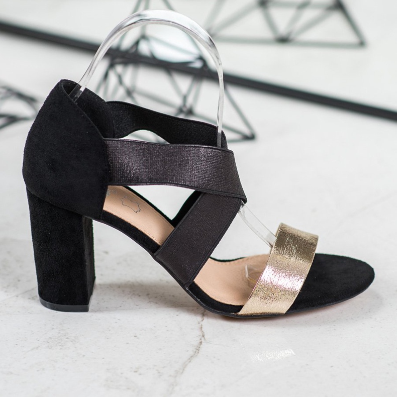 Evento Felcsúsztatható szandál rugalmas pánttal fekete sárga 2