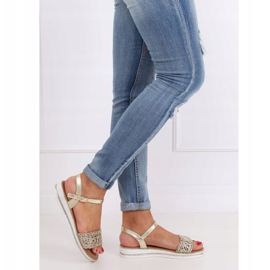 Arany női szandál 35-197 Arany aranysárga 1