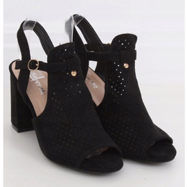 Fekete LL79 Fekete magas sarkú áttört szandál 1