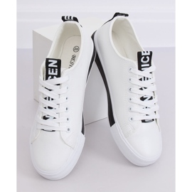 Fehér CC-17 női női tornacipő fekete 2