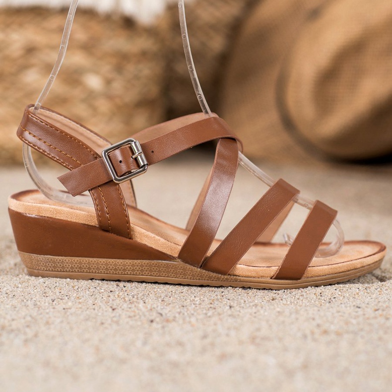 Mannika Alkalmi ék cipő barna 1