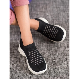 MCKEYLOR Slip-On Cipők fekete 1