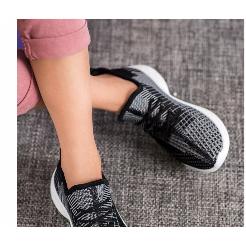 MCKEYLOR textilcipő fehér fekete 1 MCKEYLOR textilcipő fehér fekete 1