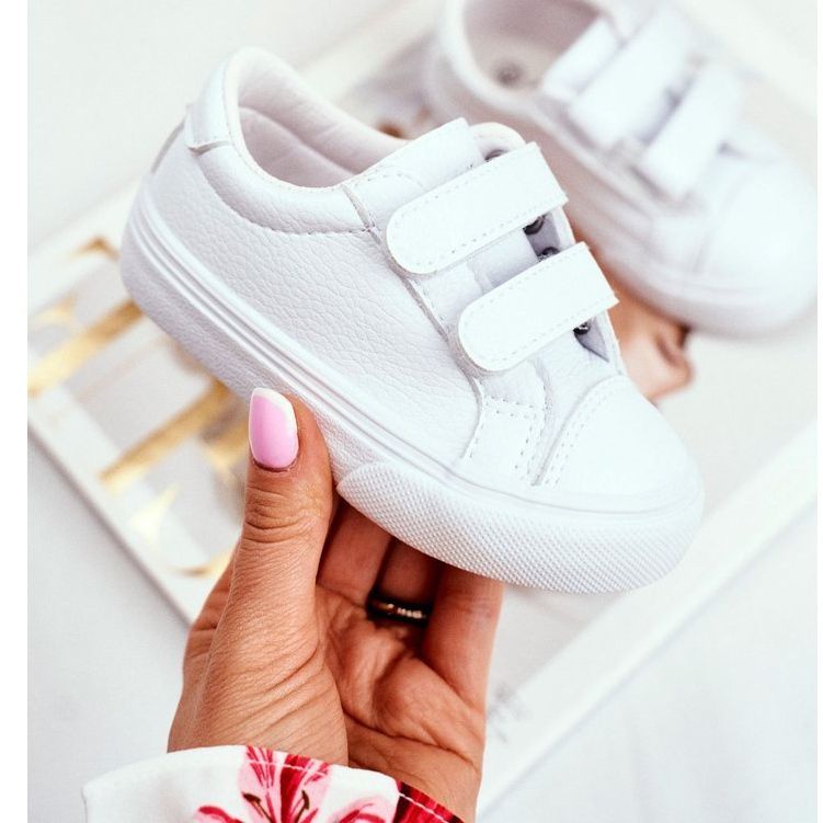 Apawwa Fehér Pergomo tépőzáras gyermekcipő 1