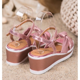 SHELOVET Fényes ék szandál rózsaszín 1