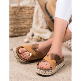 SHELOVET Papucs a platformon barna sárga 2