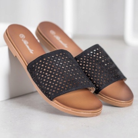 Renda Áttört papucs fekete 1