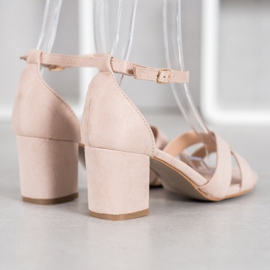 Mannika Velúr szandál barna 1