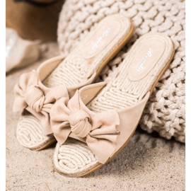 Renda Elegáns papucs íjjal bézs 1