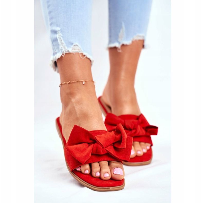 Malajzia női papucs piros masnival 2