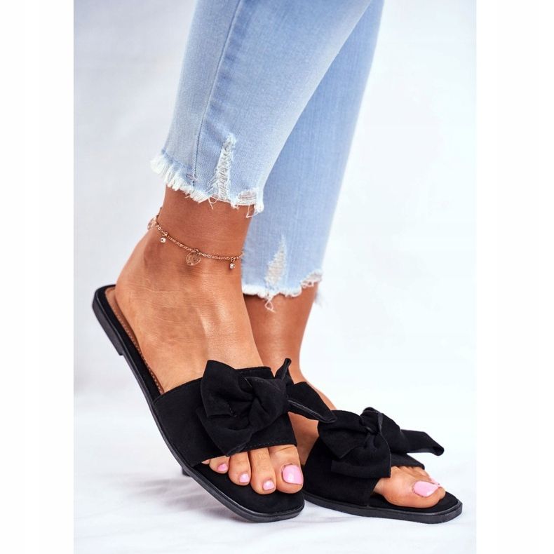 Malajzia női papucs fekete íjakkal 1