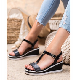 SHELOVET Fekete ékek Eco Bőrrel 2