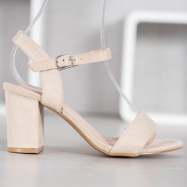 Nio Nio Szandál a bárban barna 2