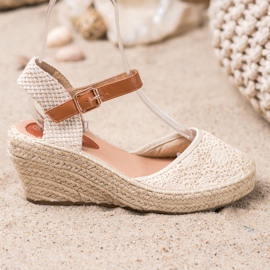 Renda Espadrilles csattal barna 2