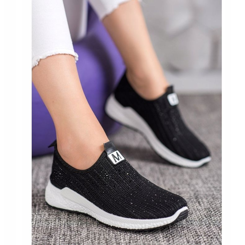 SHELOVET Fekete cipő kristályokkal 1