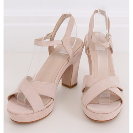 Szandál bézs színű posztón NS033P Bézs 1